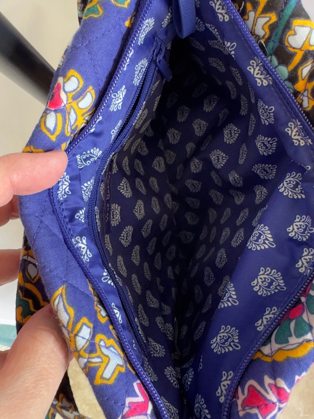 Vera Bradley Romantic Paisley Triple Zip Crossbody Bag Fall 2018 Retired NWOT - Picture 4 of 4